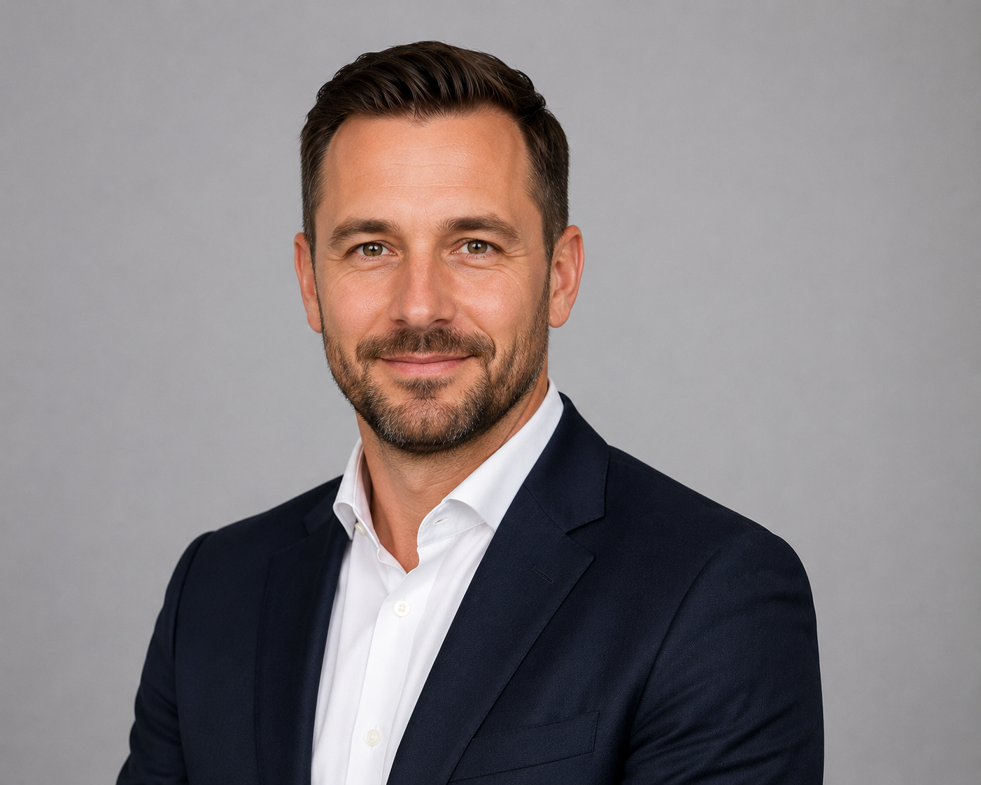 Dr. Lukas Weber